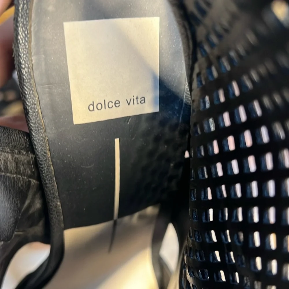 🕶️Dolce Vita Cage Perforated Leather Heel Sandal 10 black snakeskin detail - Picture 8 of 8